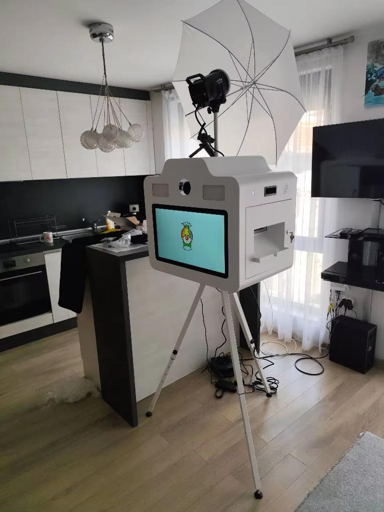 セルフィー一眼レフフォトブースマシン イベント用三脚フォトブ - Photo Booth Machine のレビューと価格